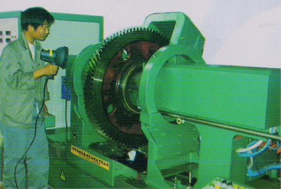 点击查看：ZHC-9000型齿轮环形件磁粉探伤机的详细信息